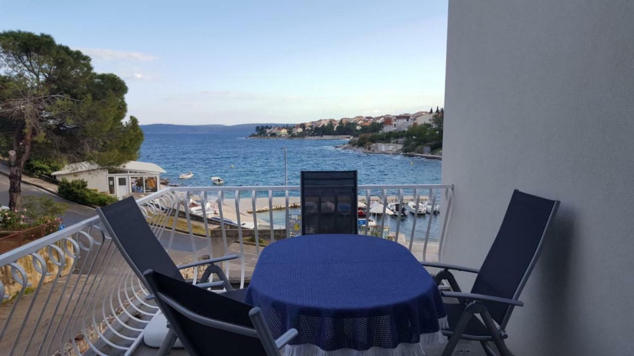 Apartmani Laura Trogir Bagian luar foto